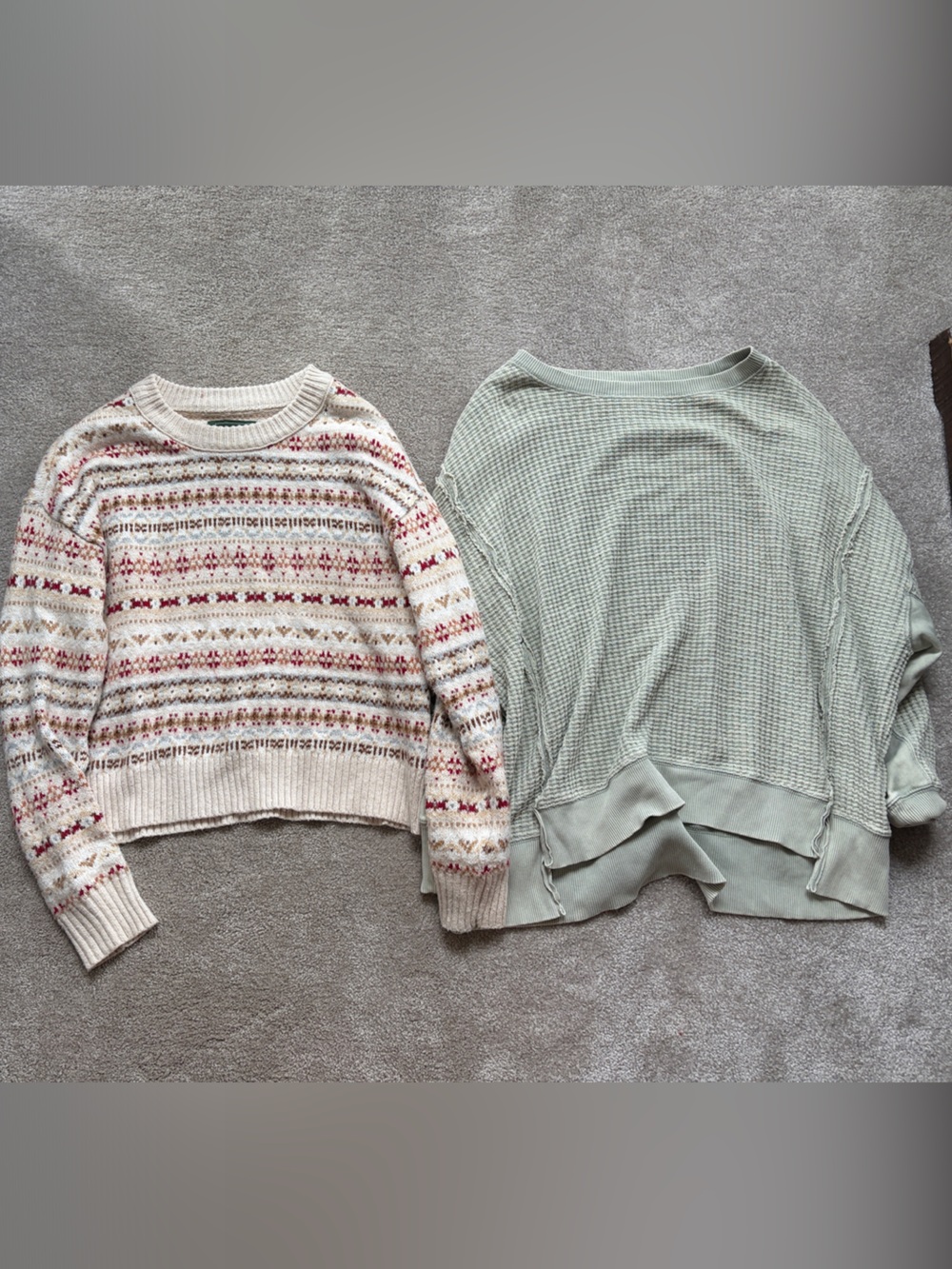 American Eagle Outfitters Crewneck Pullovers